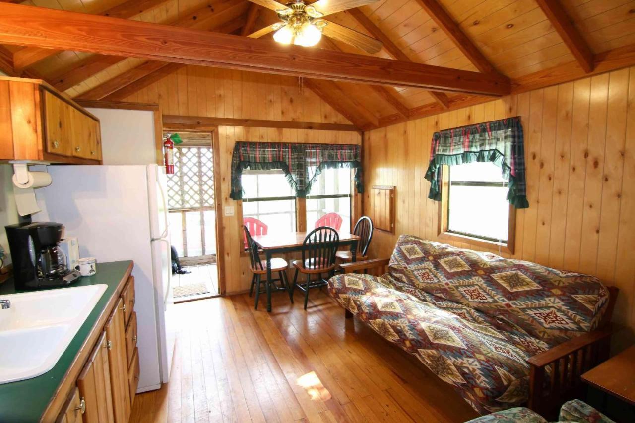 Mead Lakefront Cedar Cabin - 6 מראה חיצוני תמונה
